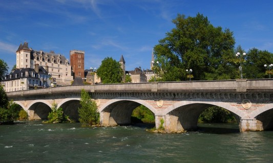 chateau de Pau pont 14 juillet gave